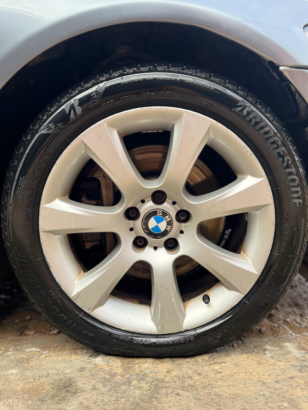 Lustrant pour pneus / plastique noir Ambre